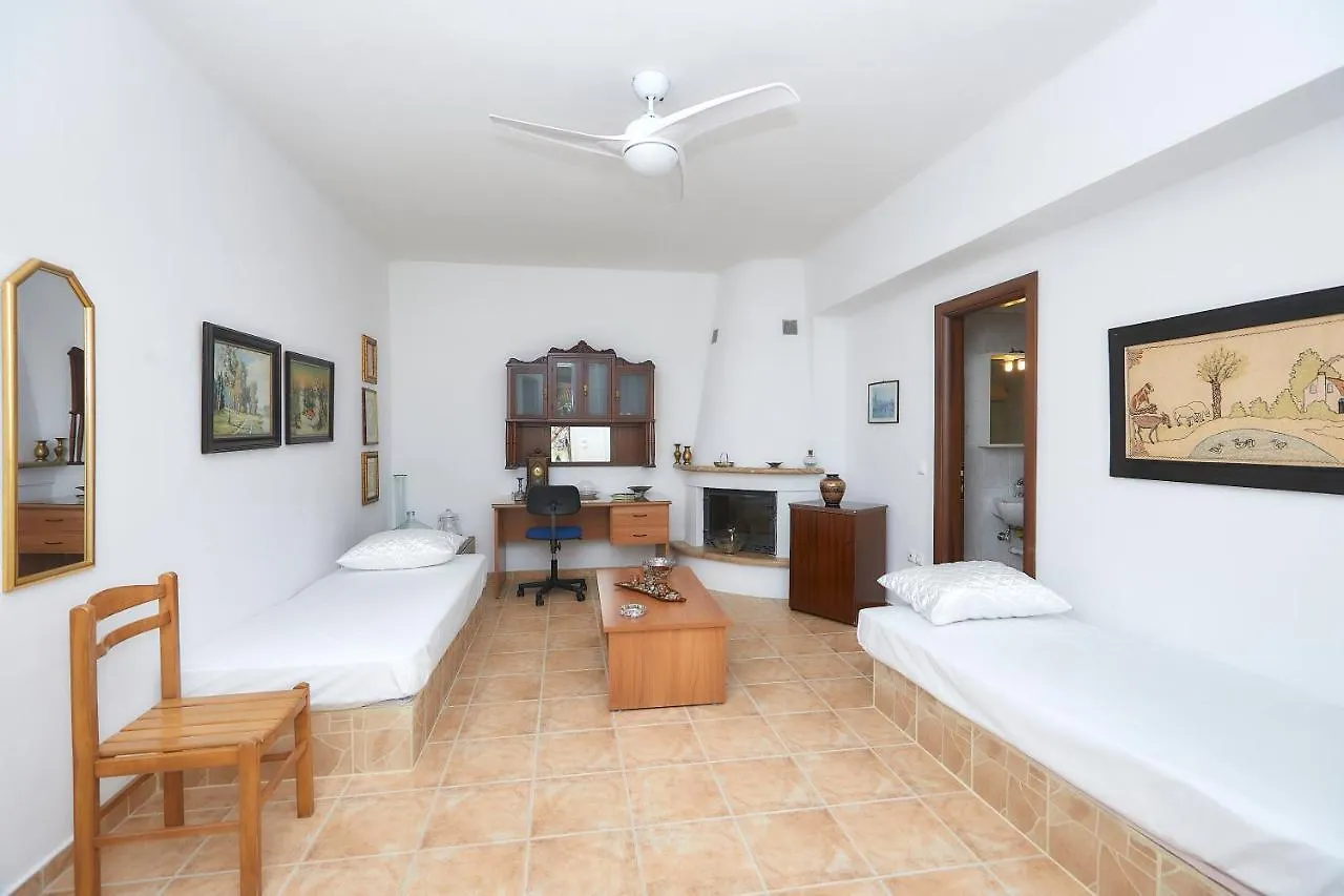 Comfortable Home Epanomi