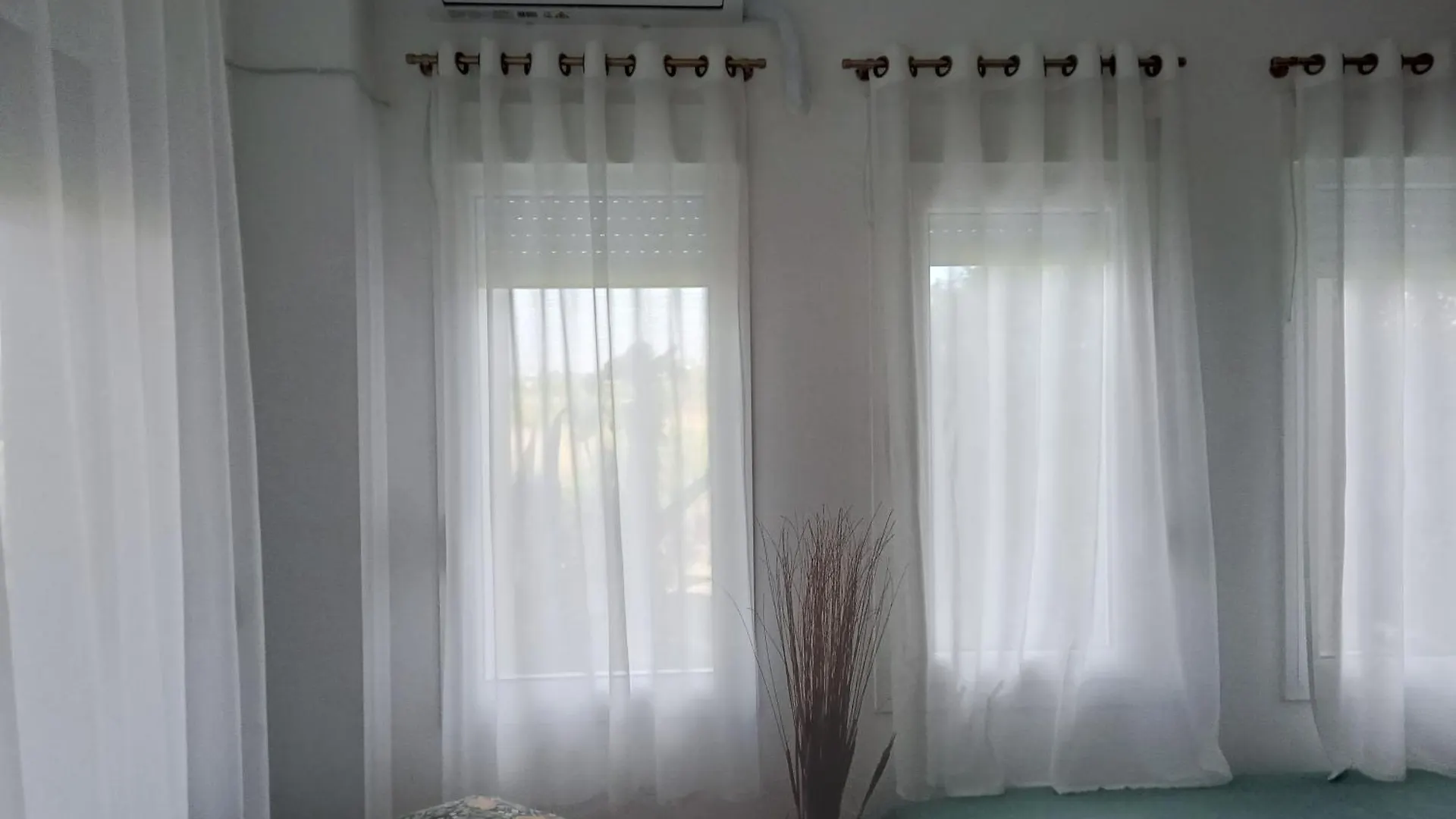Comfortable Home Epanomi 0*,